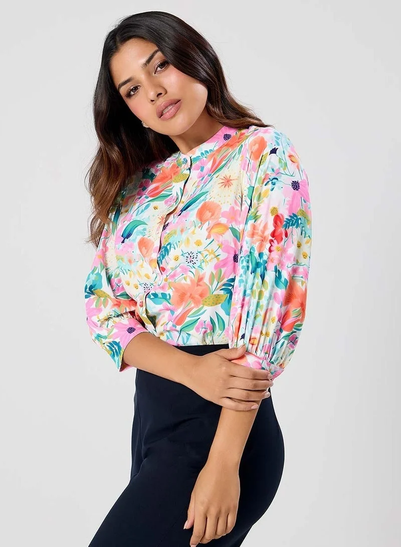 Zigzag Split Collar Cuffed Sleeve Printed Top